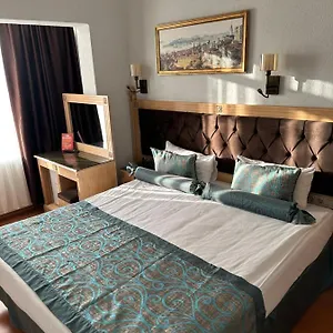Blue Tuana Old *** Стамбул